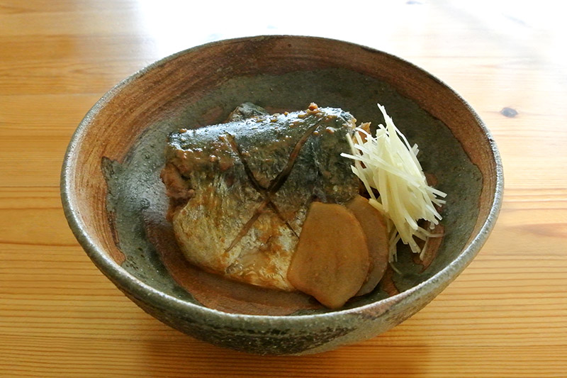 桜井花筵堂ごまみそつゆで鯖のごま味噌煮